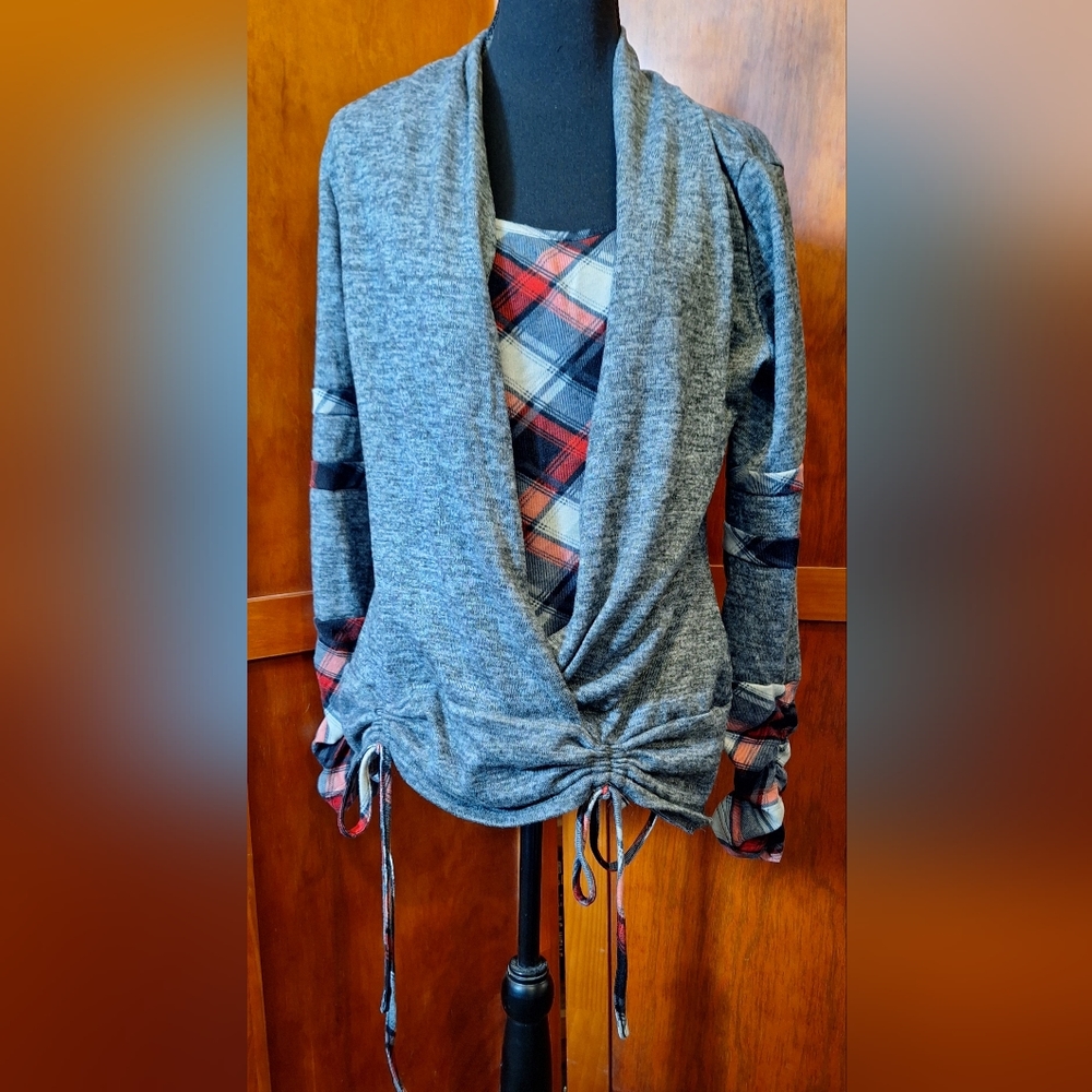 🎈DRESSFO sweater. Size 10